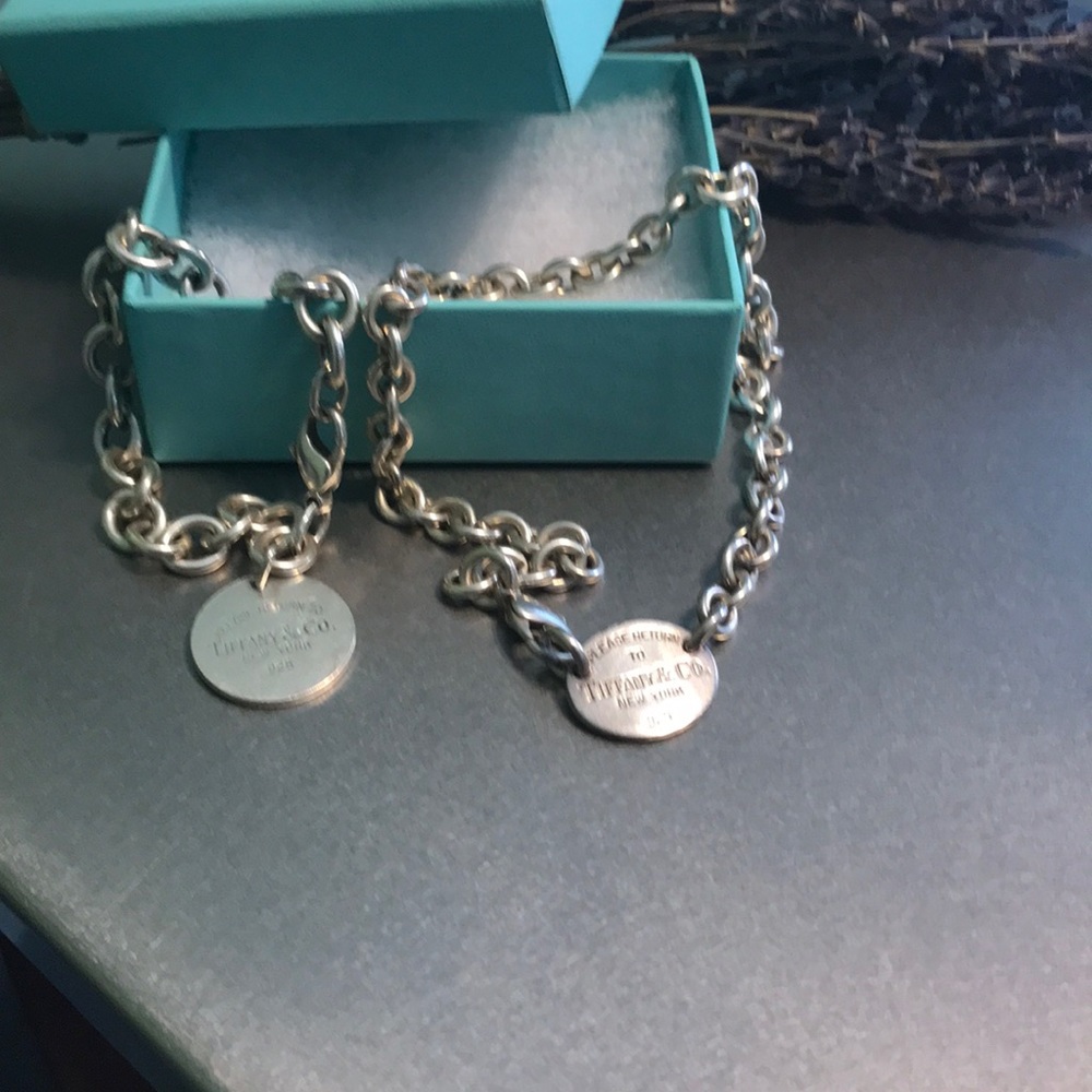 Tiffany round tag charm bracelet  silver - Picture 3 of 5